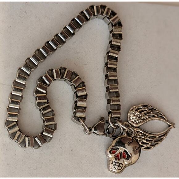 ED HARDY Skull & Wings Charm Bracelet on Silver Stainless Steel Box Chain 8" - Picture 5 of 8
